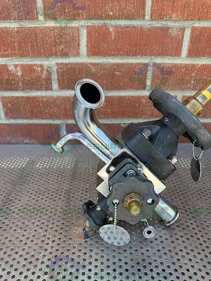 USED 4 ITT PURE FLO STAINLESS STEEL DIAPHRAGM VALVE W/ 1/2" - 1 1/2 SANITARY FITTINGS