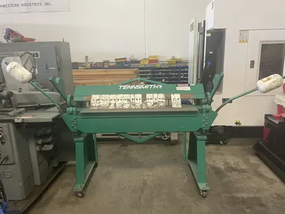 USED TENNSMITH U4812