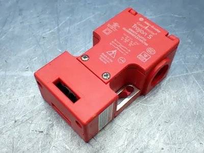 NEW ALLENBRADLEY 440KT11090