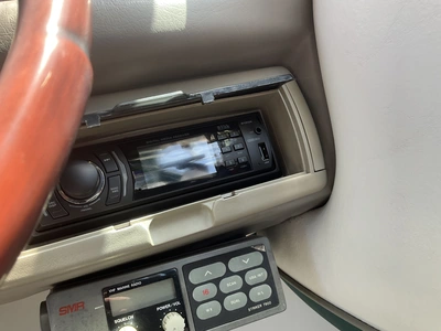 USED 1999 CROWNLINE TBD