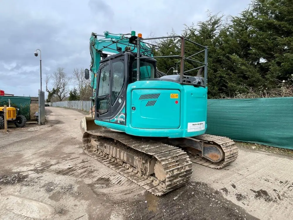 USED 2013 Kobelco SK140SR LC-5