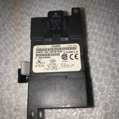 USED SIEMENS 6ES7 221-1BF20-0XA0