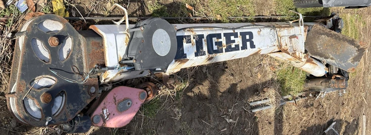 Used 2005 TIGER CRANES 8051 UNMOUNTED Bucket (boom) trucks New Jersey US | Proxy Equipment #1382917