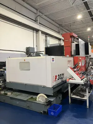 2005 AWEA LP 3021Z Vertical Machining Centers | USED CNC WAREHOUSE (2)