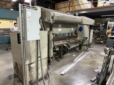 USED ACCURPRESS 717512