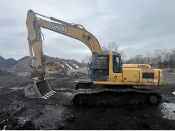 Used 2003 JOHN DEERE 270C LC Crawler Excavators Pennsylvania US | Iron Exchange Equipment Solutions #1353933