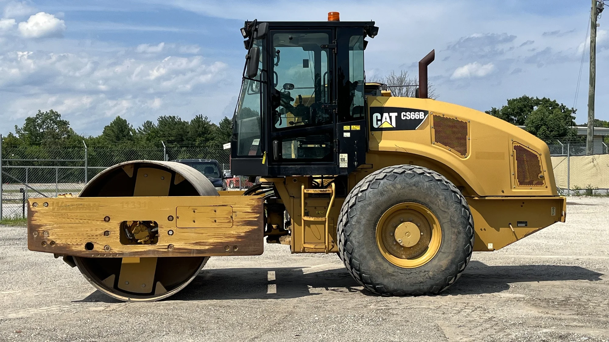 Used 2014 Caterpillar CS66B Single Drum Rollers Maryland US | Zadoon Equipment #1480806