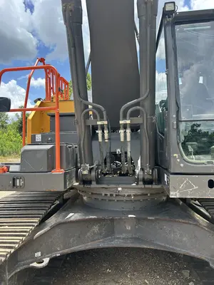 Used 2022 VOLVO EC300EL Excavators Louisiana US | Proxy Equipment #1378356