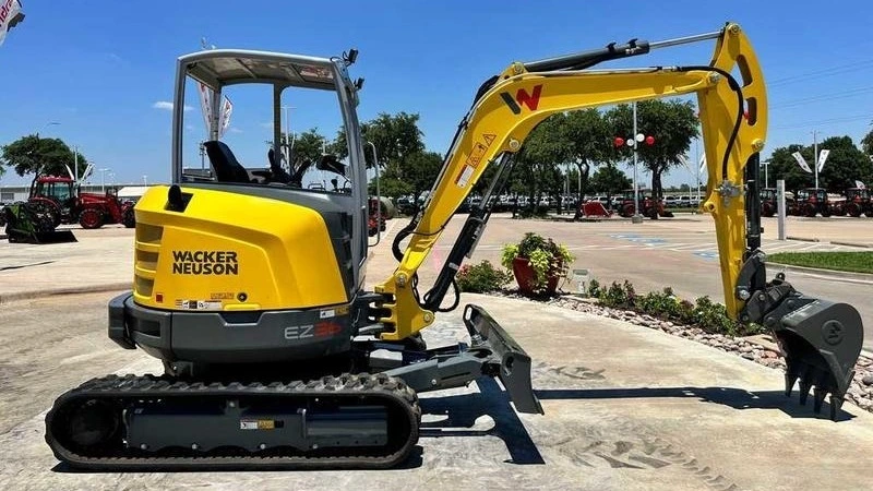 USED 2026 Wacker Neuson EZ36