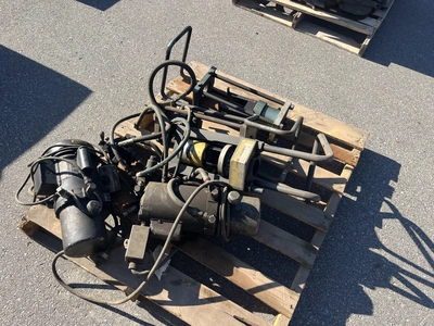 USED PARKER HYDRAULIC CRIMPER SYSTEM