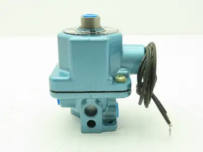 Honeywell Skinner A5LB2252 Solenoid Valve 3-Way NO 120V 250 PSI 1/4" 1/8" NPT