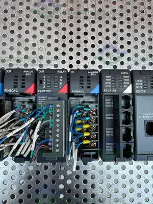 USED AUTOMATION DIRECT LOGIC 205 KOYO W/ F2-CP128, H2-ECO M MODULES