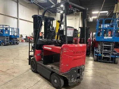 Used 2017 RAYMOND 4750C40 4-Wheel Sit down Electric Counterbalance Forklifts Illinois US | Somerset Equipment Sales #1546144