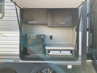 Used 2020 JAY FLIGHT 31MLS Campers, Caravans, Motorhomes Michigan US | Miedema Asset Management Group #1372914