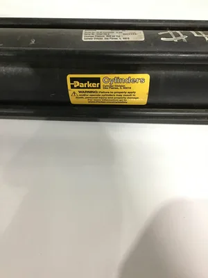 Parker 02.50 C2HCUS33A 42.000 Series 2H Hydraulic Cylinder 3000 PSI