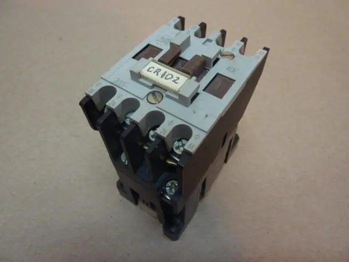 Used ALLEN BRADLEY 700-F400A1 SER B Relays & Switches Michigan US | Ideal Machinery #572897