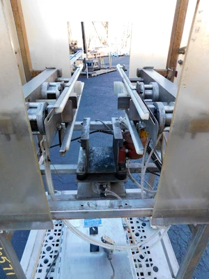 USED AMERICAN CONVEYOR FILLING STATION POWER FILL STATION