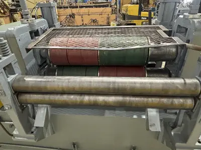 36”  YODER MODEL #M3 POWERED SLITTING HEAD w/ POWERED FEED & HOLD DOWN ROLLS : STOCK #22953