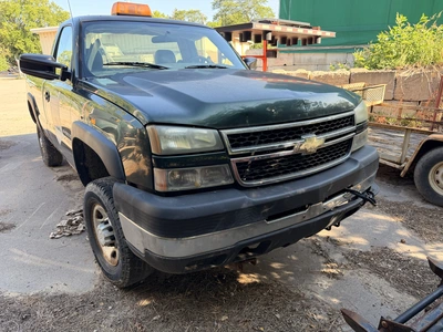 Used 2006 CHEVROLET SILVERADO 2500 Pickup Trucks Michigan US | Miedema Asset Management Group #1391637