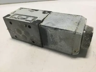 USED VICKERS DG4V37ALMU