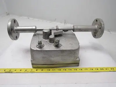 W&T Varea-Meter 4-1/4" SS Flange Mount Inline Pneumatic Transmitter 10-100%