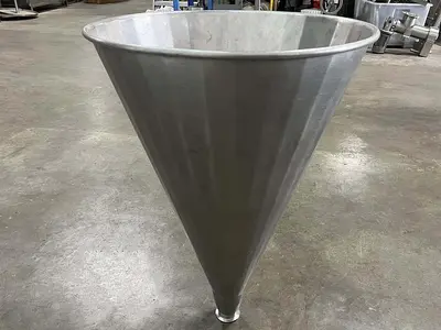 10 Gallon SS Hopper