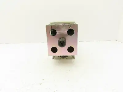 Allen Bradley 22B-D6P0N104 Powerflex 40 AC Drive VFD 480V 3Hp 6A