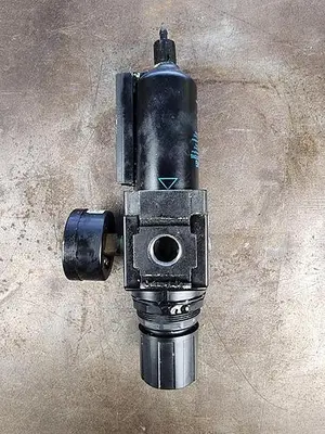 USED WILKERSON B18-04-FL00