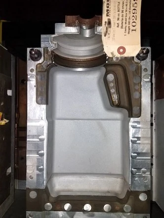 96 oz Lubricant Bottle mold