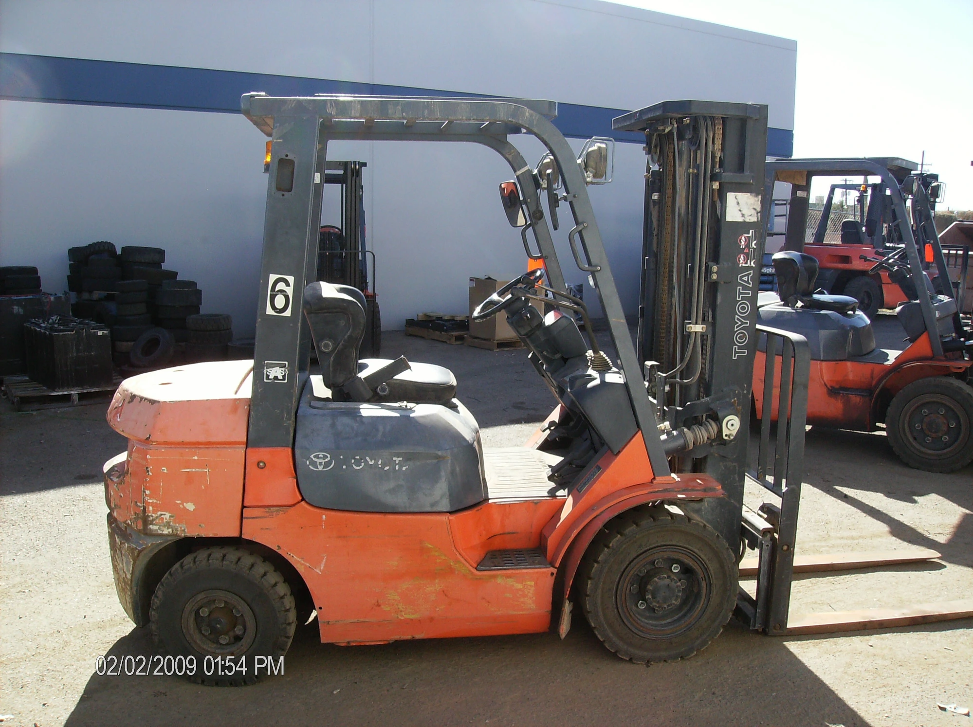 USED TOYOTA 1999 3000 LBS
