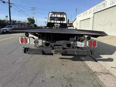 USED 2020 FREIGHTLINER M2 106