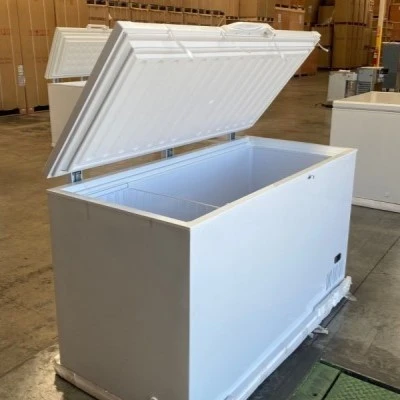 171-0387 58" Solid Top Self Contained Ultra Low Temperature Chest Freezer