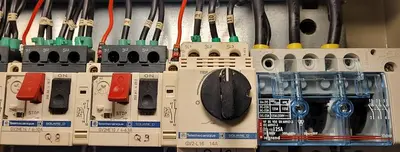 USED 2011 HOWIAL FINGER JOINTING LINE