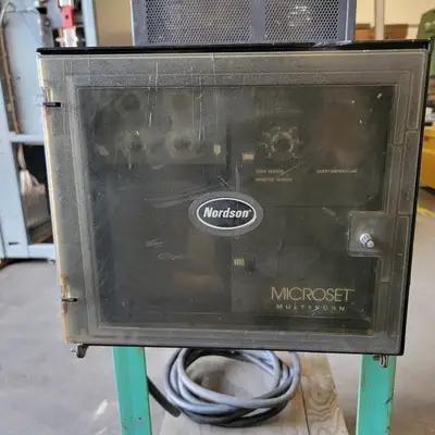USED NORDSON 3860-1LJ32