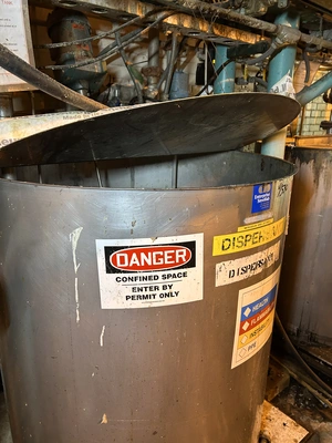 STAINLESS STEEL MIX TANK 600 GALLON Stainless Steel Tanks | Perry Equipment (5)