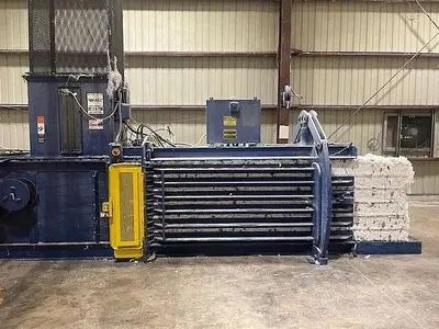 USED 1999 AMERICAN BALER 402-9-730R