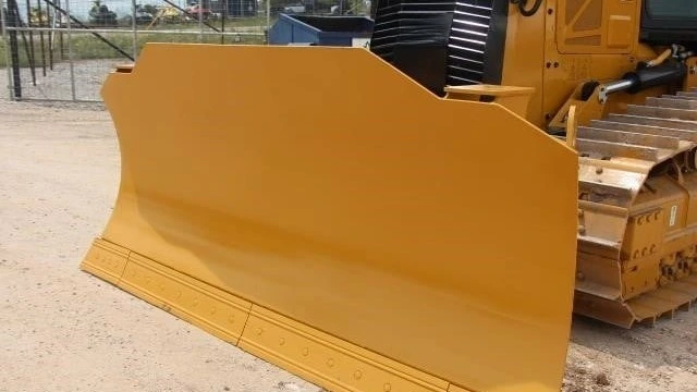 USED 2025 Caterpillar D4