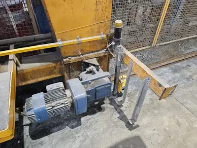 Used _UNKNOWN_ _UNKNOWN_ Up-lifting and Distribution Trolleys FR | Apex Auctions #1552273