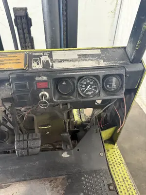 USED CLARK GCS25MB