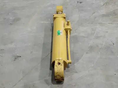 USED CATERPILLAR 180-8500