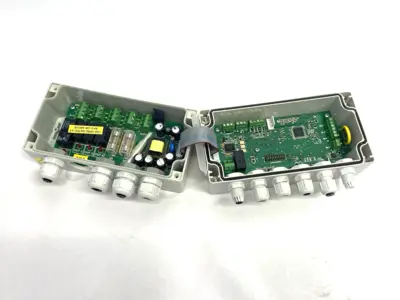 USED PULSAFEEDER MICROVISION FLOW CONTROLLER UNIT 120V 5A SFT. VER. 1.39