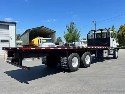 Used 2007 INTERNATIONAL 5600 Flatbed Trucks Washington US | Puget Sound Truck Sales #1546522