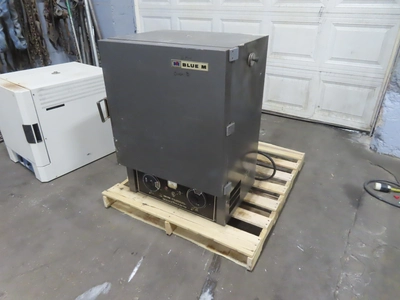 USED Blue M OV-490A-2