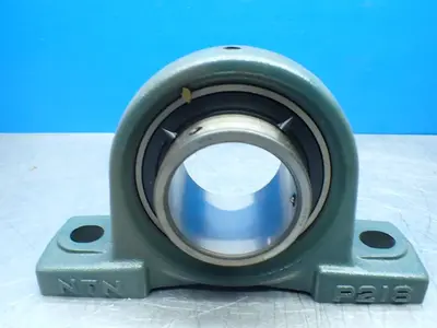 NEW NTN UCP216D1