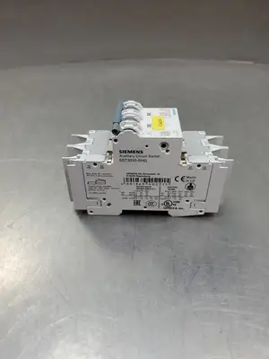 USED Siemens 5SJ4210-7HG42 Circuit Breaker w/5ST301 AS Auxiliary Switch