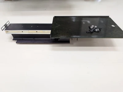 Used Universal Instruments Corporation Matrix Tray Platform Feeder PCB Component Feeders Michigan US | 4Tech USA #1540412