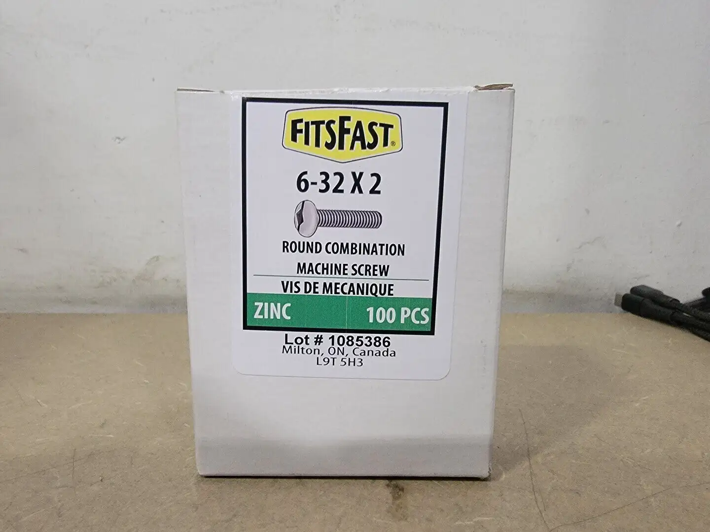 6-32 x 2 Round Combination Machine Screw (Box of 100)