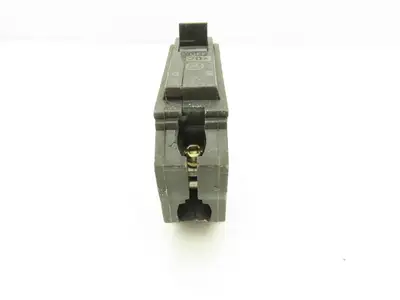 General Electric AB120 Circuit Breaker 1-Pole 20A Bolt-In 120/240V  Lot of 22