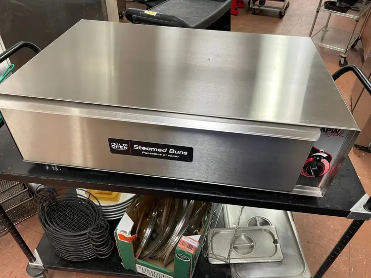 Used APW Wyott Used APW Wyott BW-50 Hot Dog Bun Warmer Steamer 120V Heated Cabinets & Displays Illinois US | Falcon Restaurant Supply #1376225