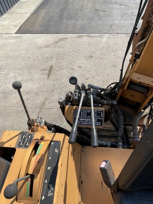 USED 2001 CASE 960